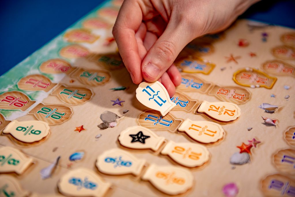 Shell We? - Review @ BoardGameColors | Shell We?