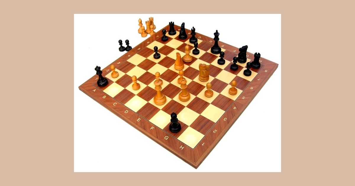 GAME ONLY CHESS BOARD TRADITIONAL GAMING 