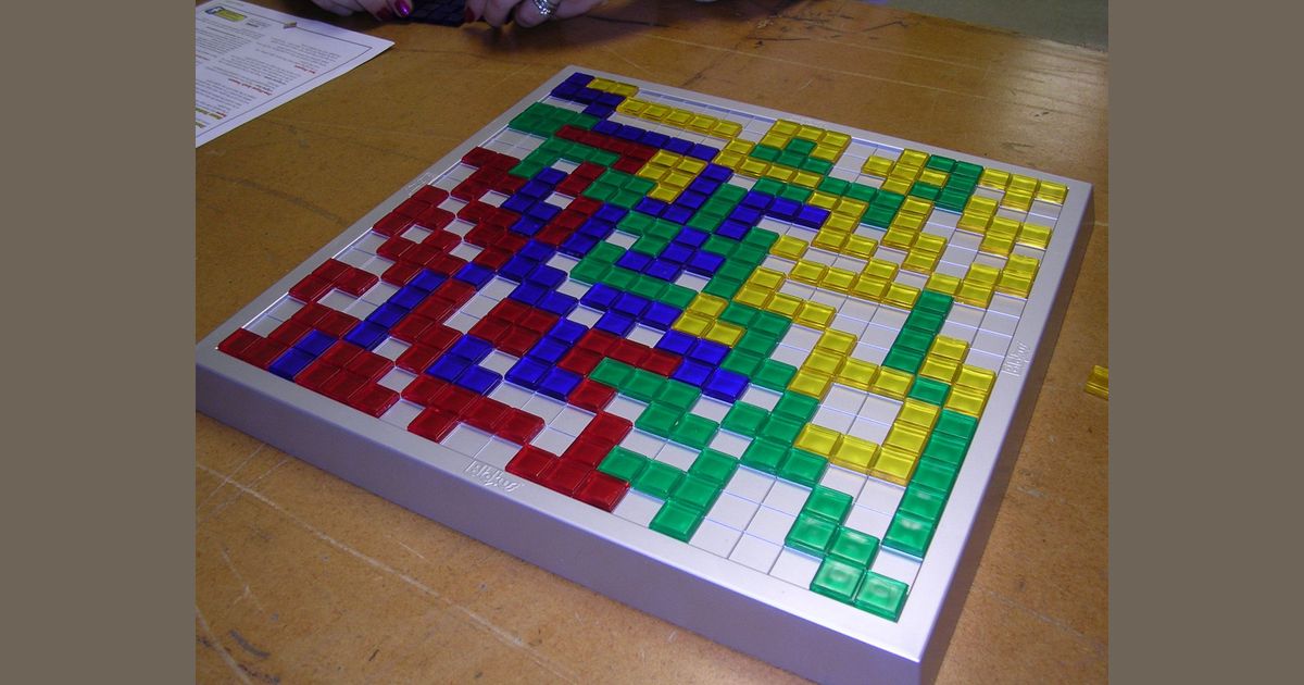 Making it Fit: Games that are like a jigsaw puzzle