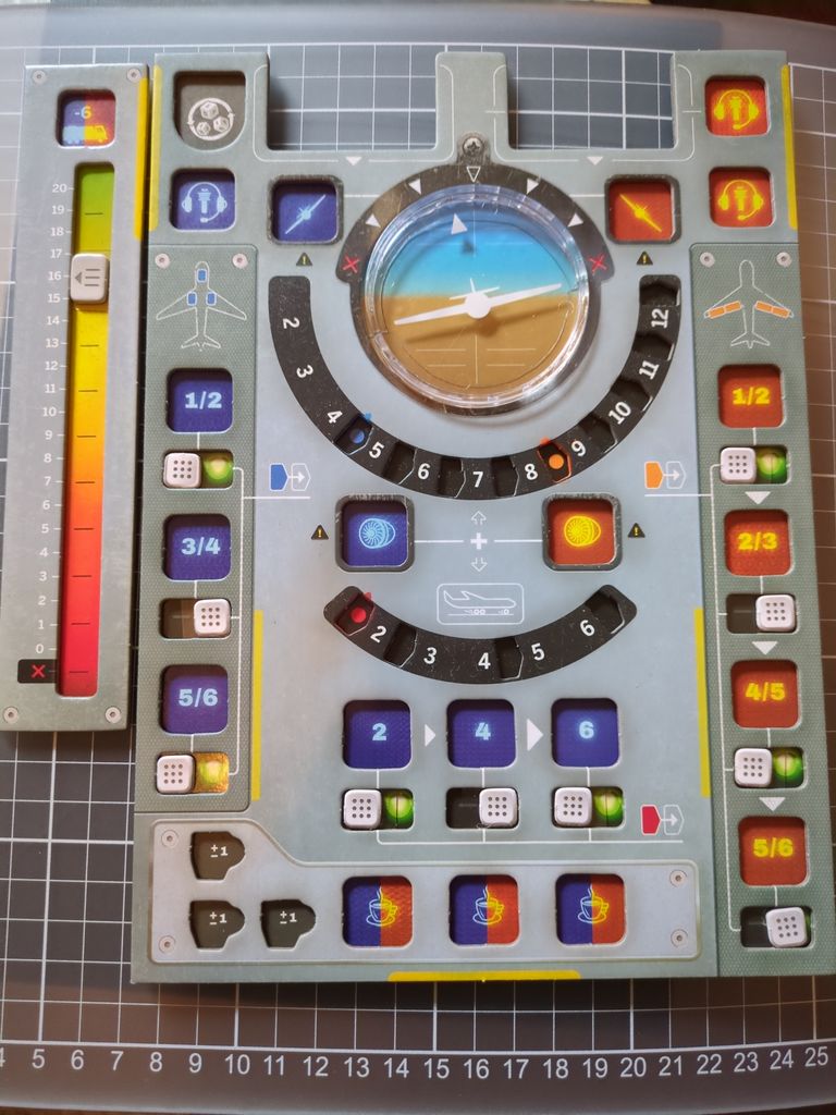With markers each glued to transparent plastic, they all stay inside the console. — Photo by nosewhoknows on BoardGameGeek