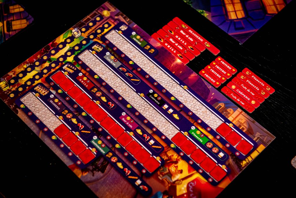 Dinner in Paris @BoardGameColors