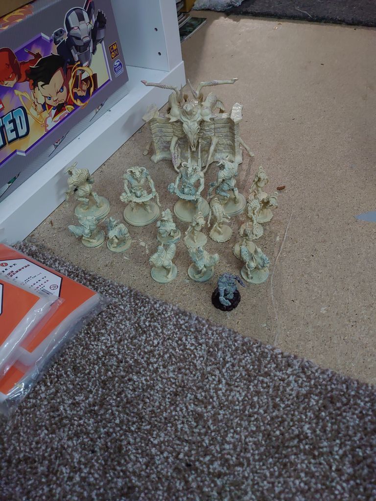 No minis? | Cthulhu Wars: The Invasion