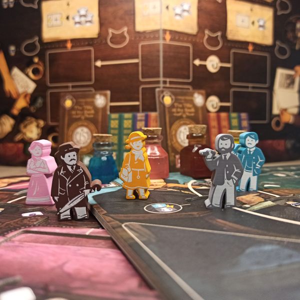 https://cf.geekdo-images.com/3cSpsI5TJ-FhD7DPvMibKQ__imagepage/img/p2Otl3u8N7V0dr_movCUlf24ZoM=/fit-in/900x600/filters:no_upscale():strip_icc()/pic7166349.jpg