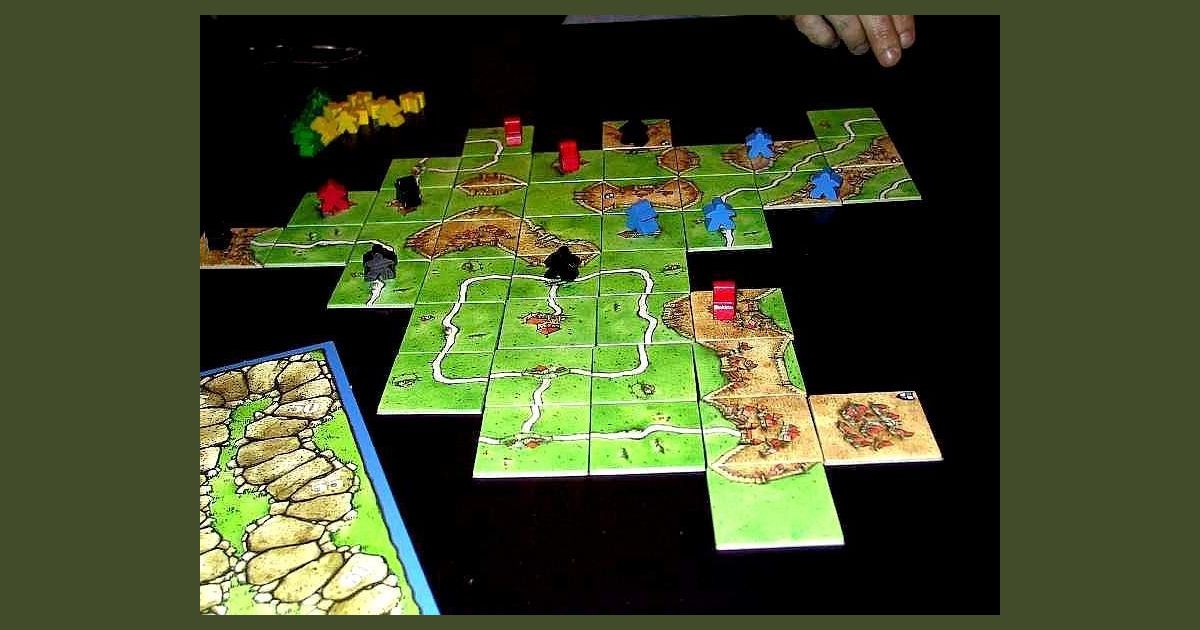 Multiplayer games that work well with only two players