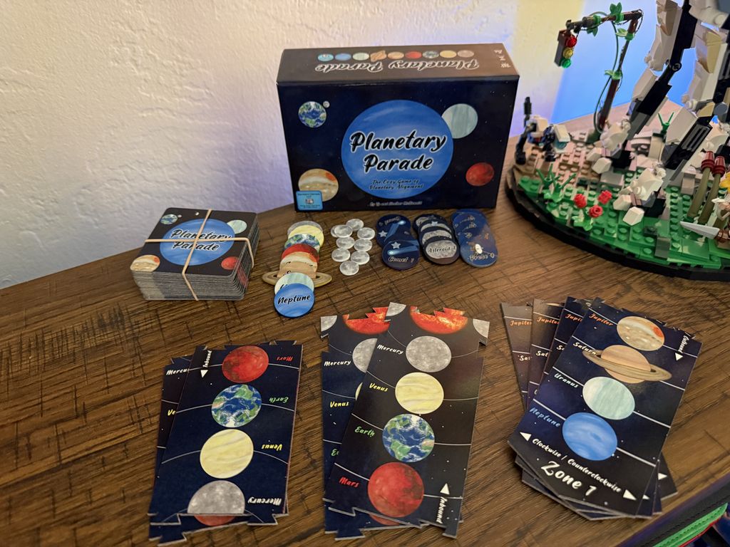 Illustration 3 de Planetary Parade: The cozy game of planetary alignment!