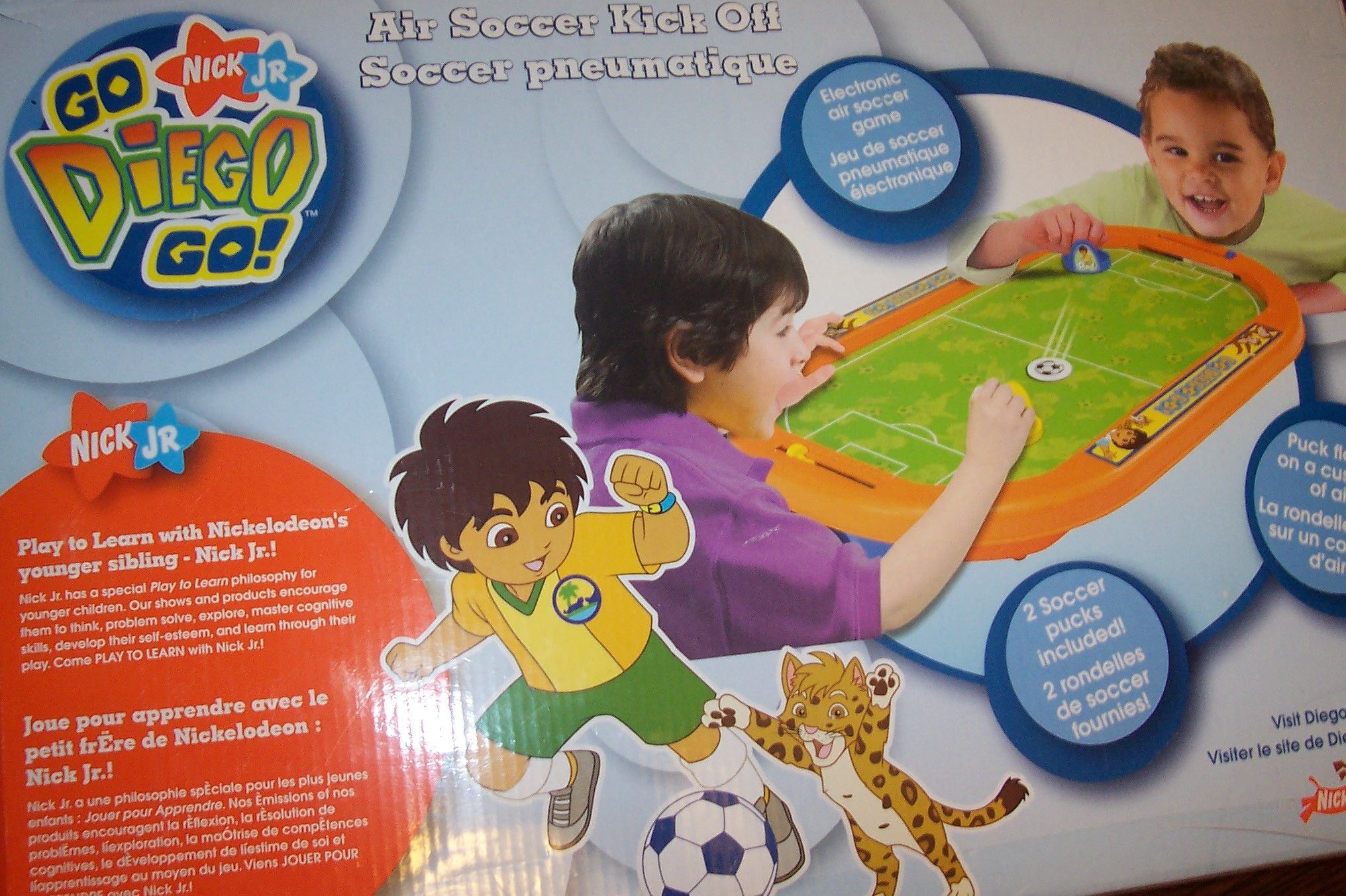 Go Diego Go: Air Soccer Kick Off
