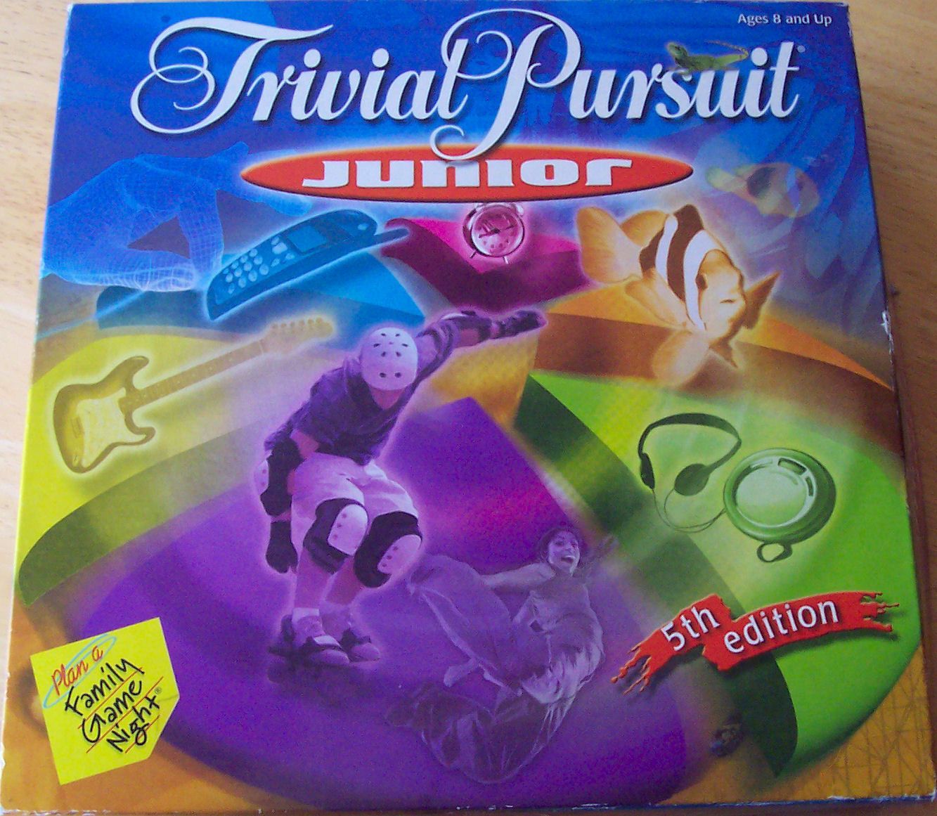 Trivial Pursuit Junior: Fifth Edition box art