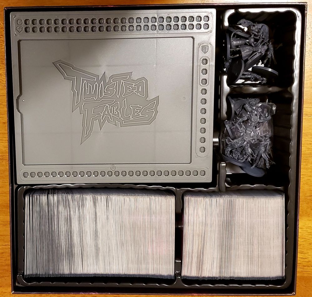 How many sleeves and will it all fit in the box? Twisted Fables