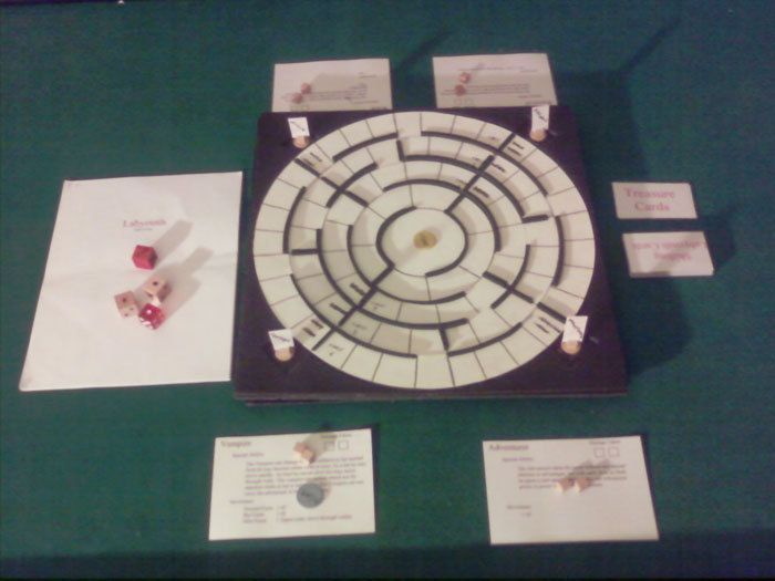 Coperta Labyrinth