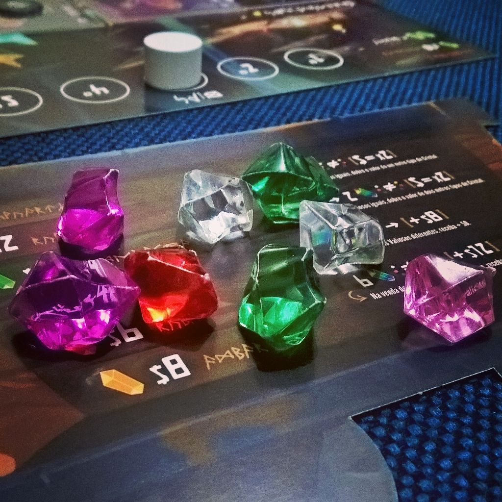 Illustration 12 de Quartz: The Card Game | Press-your-luck and sabotage friends