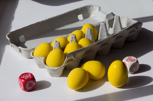 Board Game: Dancing Eggs