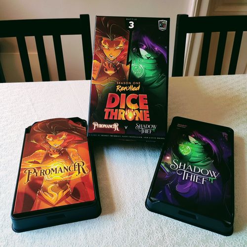 Dice Throne Pyromancer vs Shadow Thief My favorite set! (Play It