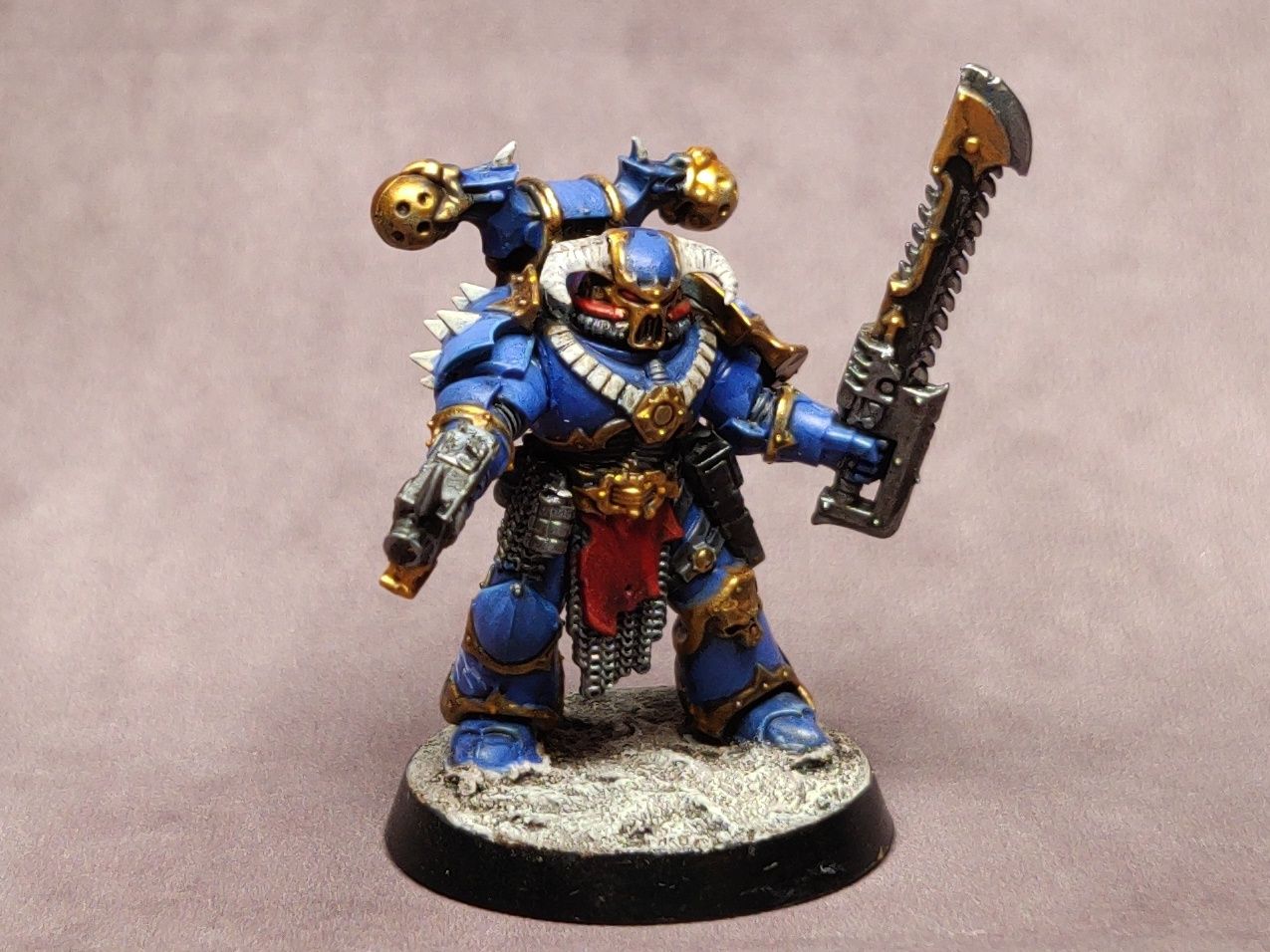 How To Paint Ultramarines / Getting Started with Warhammer 40k and painting  your First Miniatures 