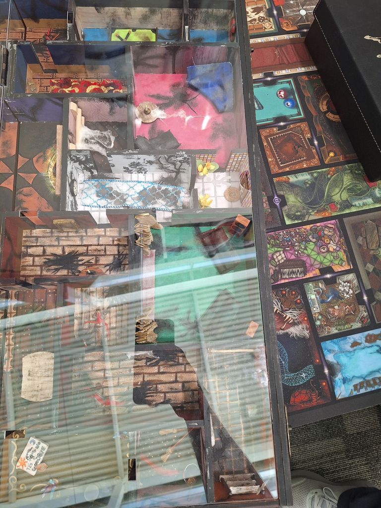 Illustration 8 de Shadow Brume: A Co-Op Survival Horror Board Game