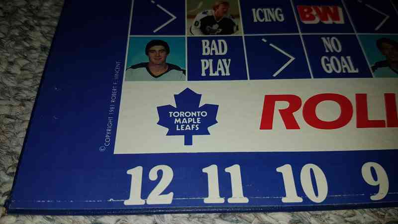 Roll 'N Score: Official Toronto Maple Leafs Hockey Game
