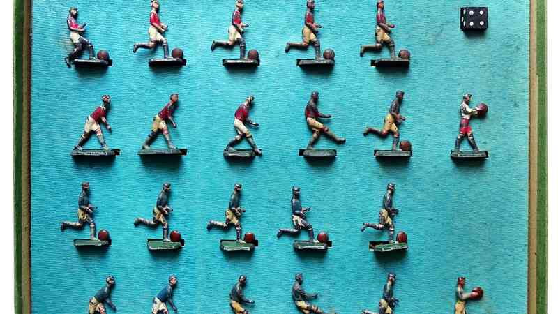 Fuß-Ball: Der Sport von Heute