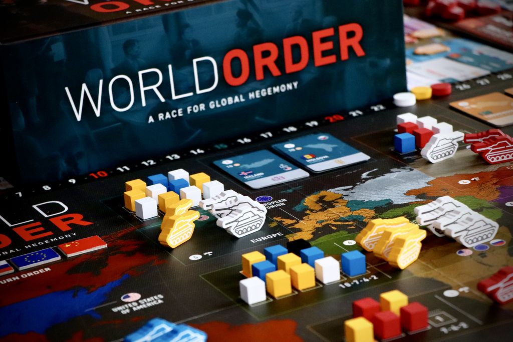 Illustration 9 de World Order