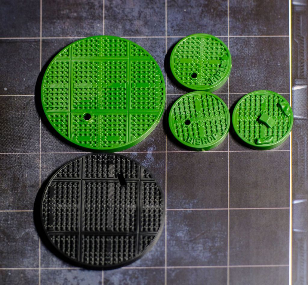 Model base sizes? | Aliens: Another Glorious Day in the Corps