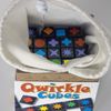 Qwirkle cubes - Ludothèque Le Dé-tour