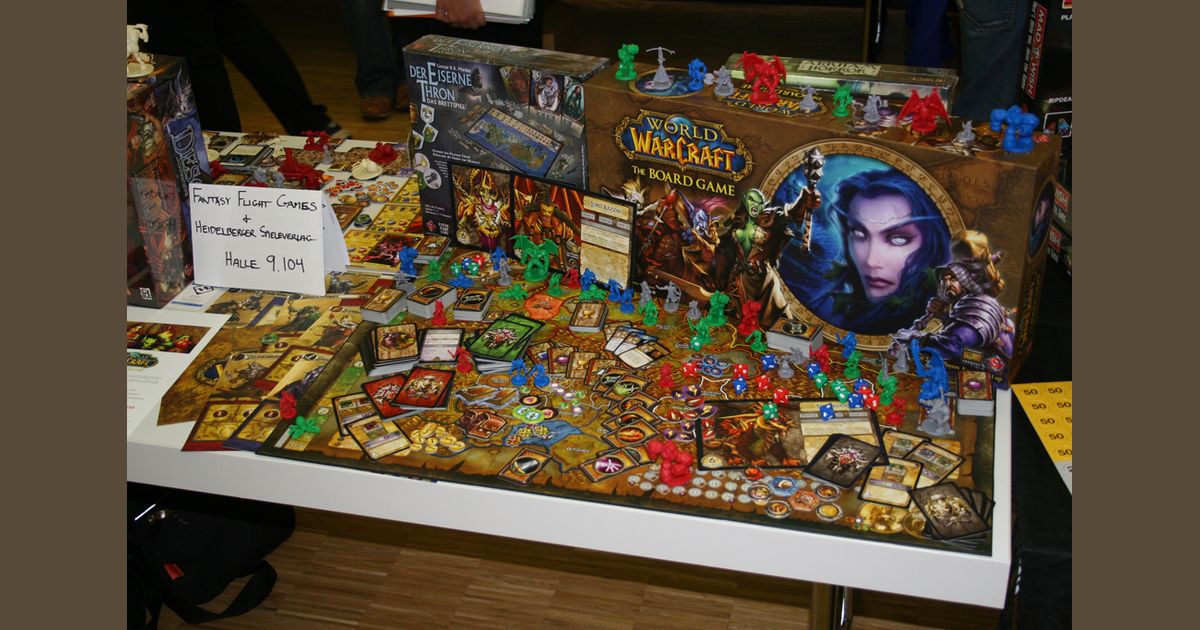 World of warcraft настольная. Настолка ворлд оф варкрафт. Настольная игра варкрафт World of Warcraft. Настолка по World of Warcraft. Small World of Warcraft настольная игра.