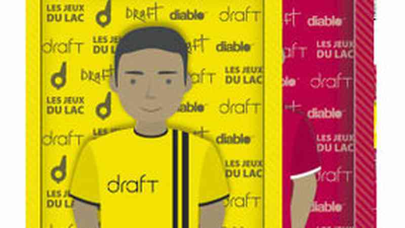 Draft football card game