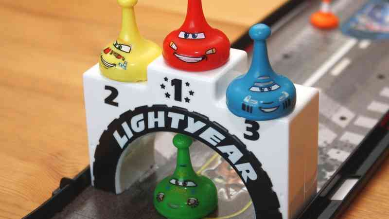 Disney Pixar Cars 2 Sorry Sliders: World Grand Prix Race Edition