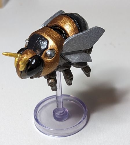 Painting the Queen Bee (no not Beyoncé! ;-) | BoardGameGeek