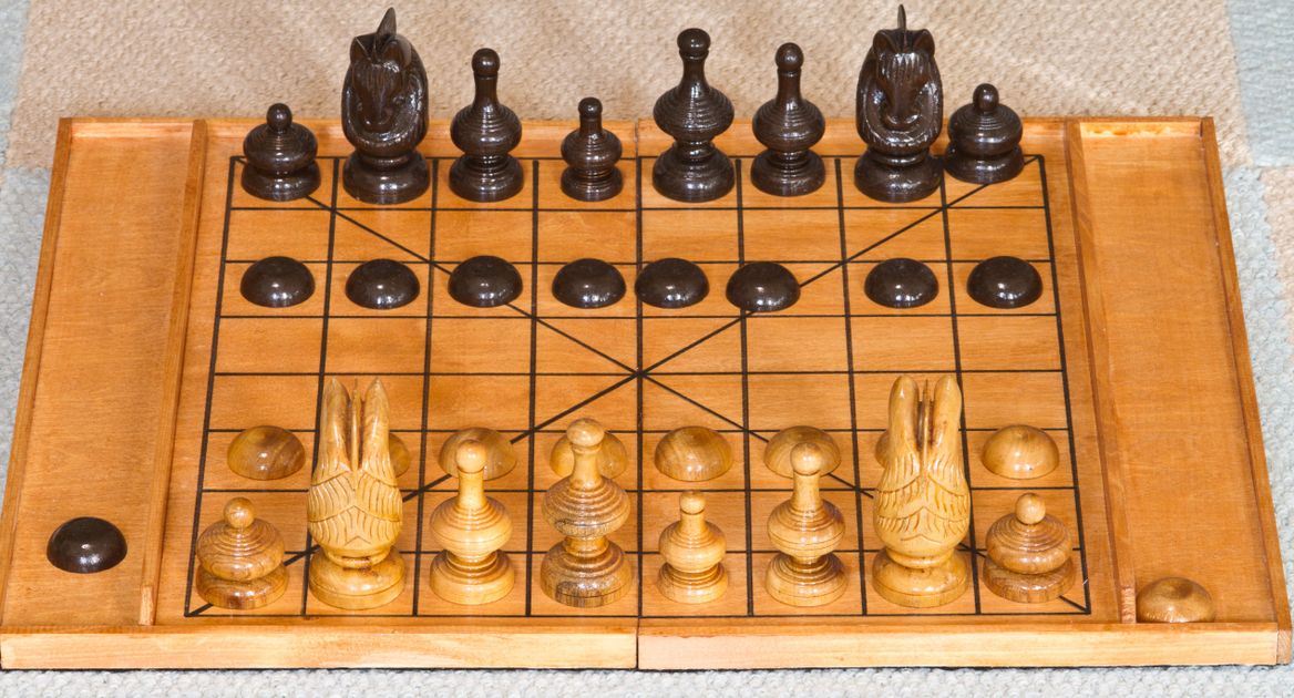 MAKRUK THAI Traditional Game Of Thailand Chess Set 