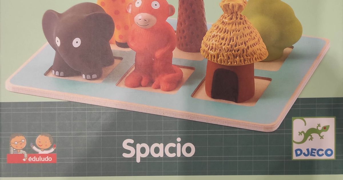 Spacio | Board Game | BoardGameGeek