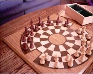 3 Player Circular Chess 