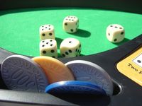 Yahtzee Deluxe Poker Board Game Boardgamegeek