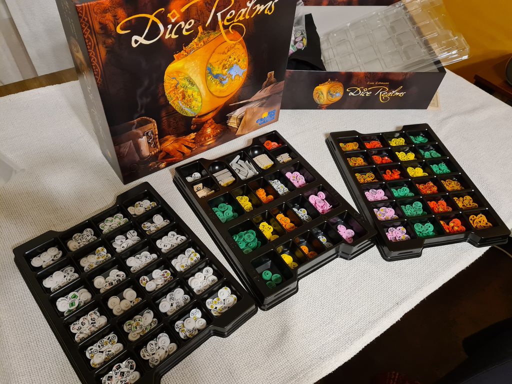 Illustration 8 de Dice Realms: Towers & Treasures