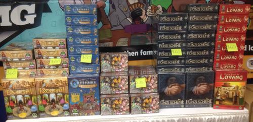 Game Previews at BGG.CON 2016: Room 25 Ultimate, Fugitive, Moa, One Card Wonder, Munchkin Collectible Card Game, Batman: The Animated Series Dice Game, and Much More