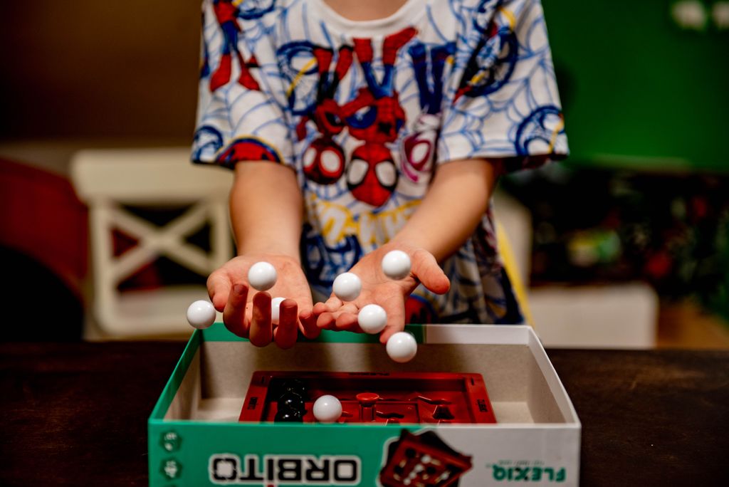 Orbito @BoardGameColors