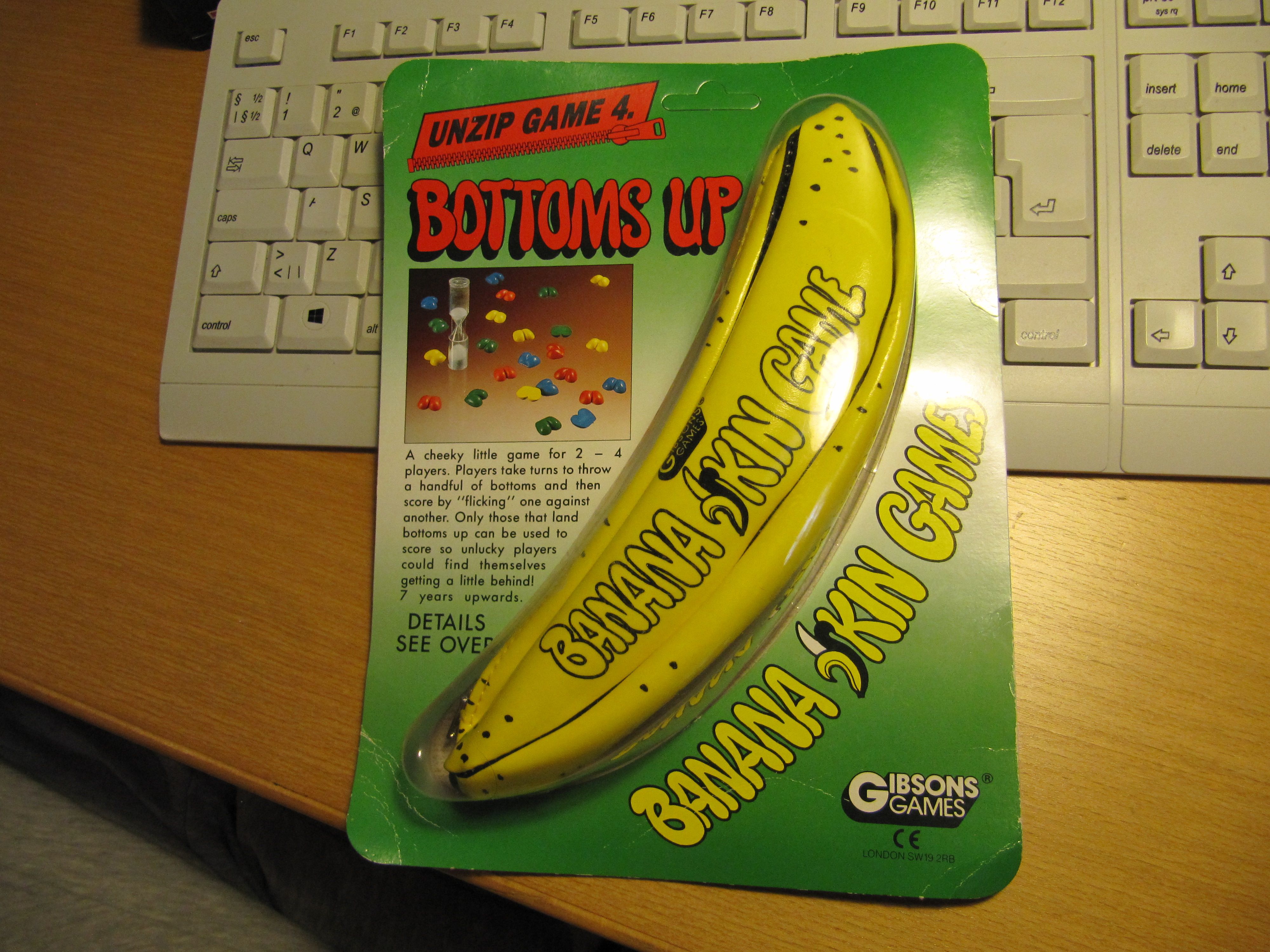 Bottoms Up: Banana Skin Game – Unzip Game 4