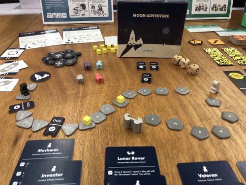 Board Game: Moon Adventure