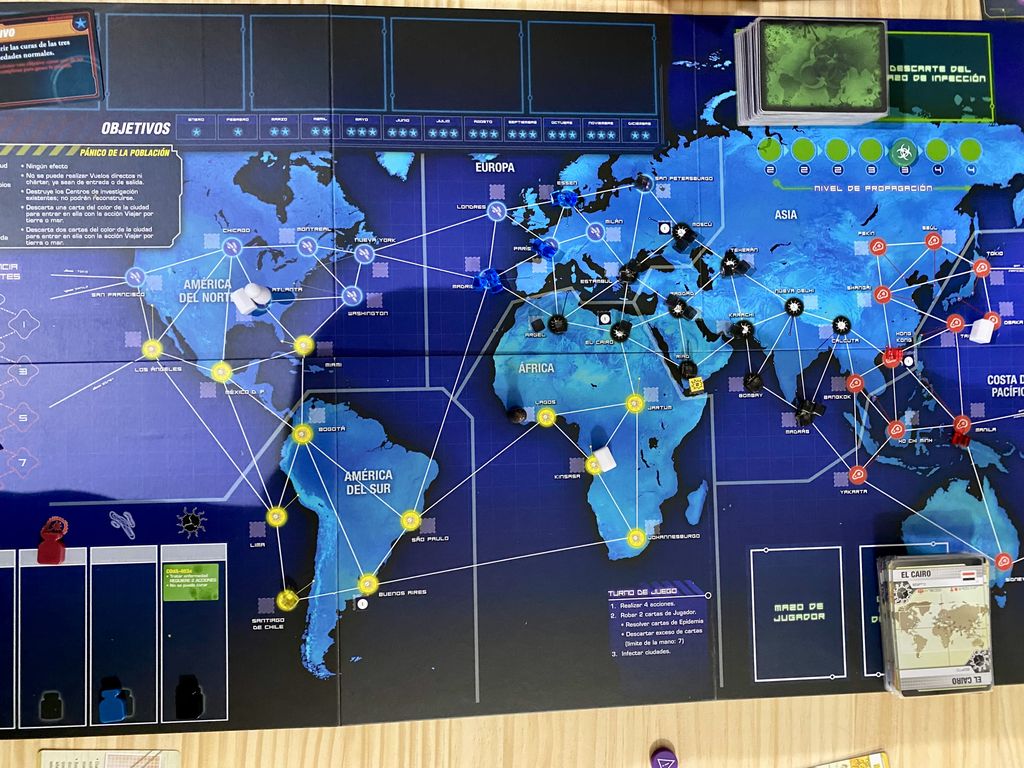 Pandemic Legacy: Season 1 photo 3