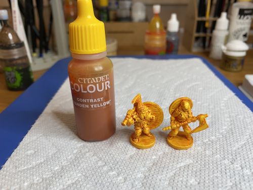 My liquid greenstuff is no longer liquid. Can this be saved? :  r/Warhammer40k