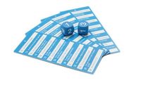 4 cards with 120 themes and 2 scoring dice.