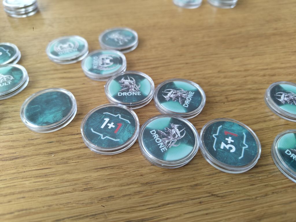 arkham horror card game coin capsules ARKHAM HORROR: DAS KARTENSPIEL