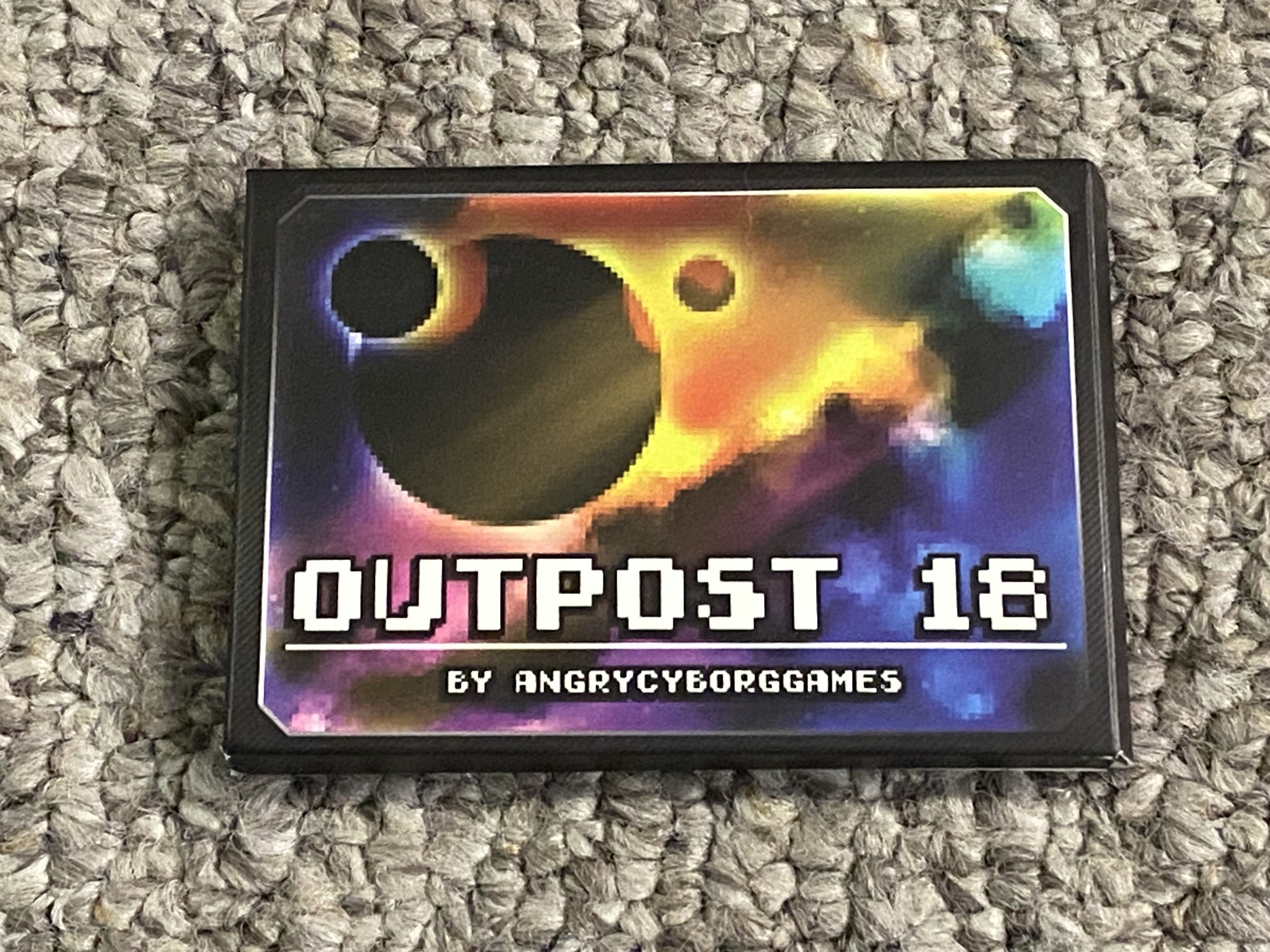 Boîte du jeu Outpost 18