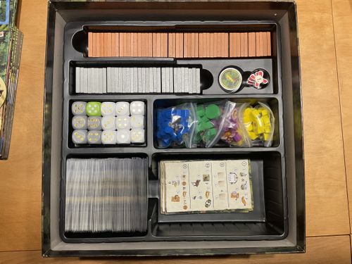 Organizing components in the insert | BoardGameGeek
