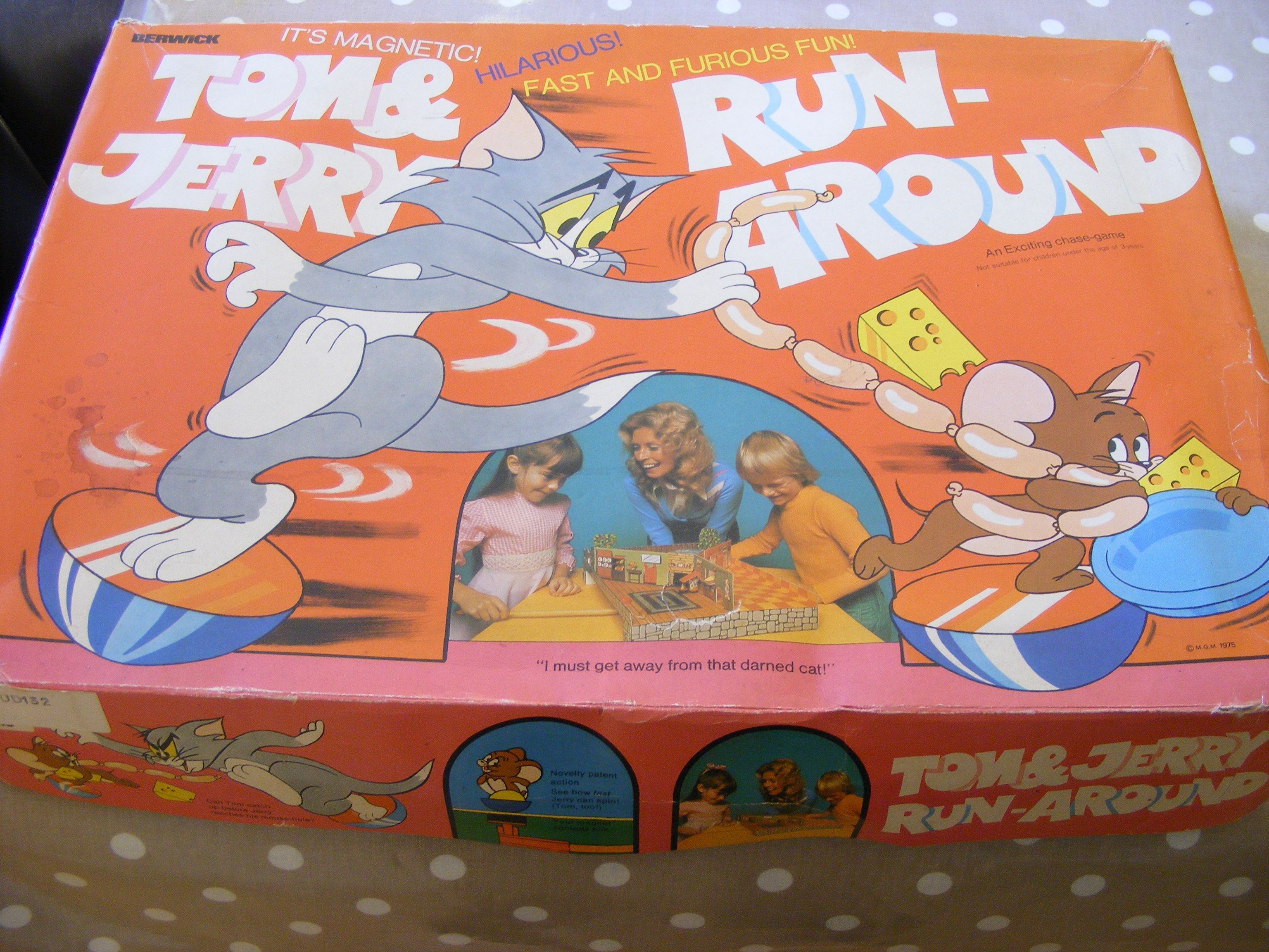 Tom & Jerry Run-around