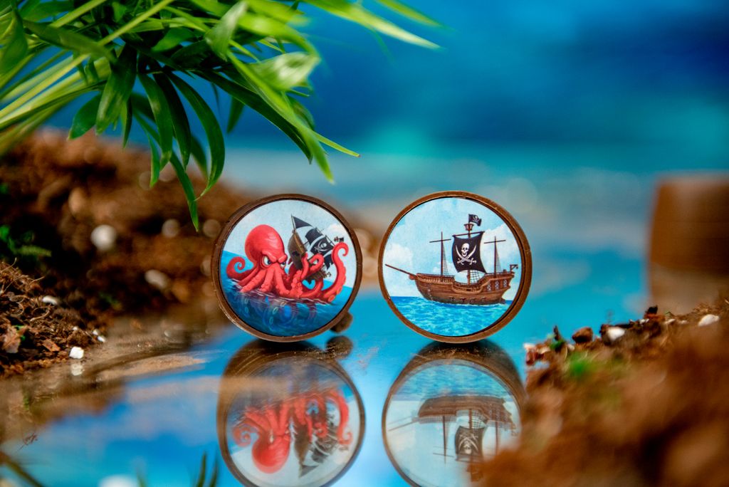 Arrr!-Mada -  @BoardGameColors