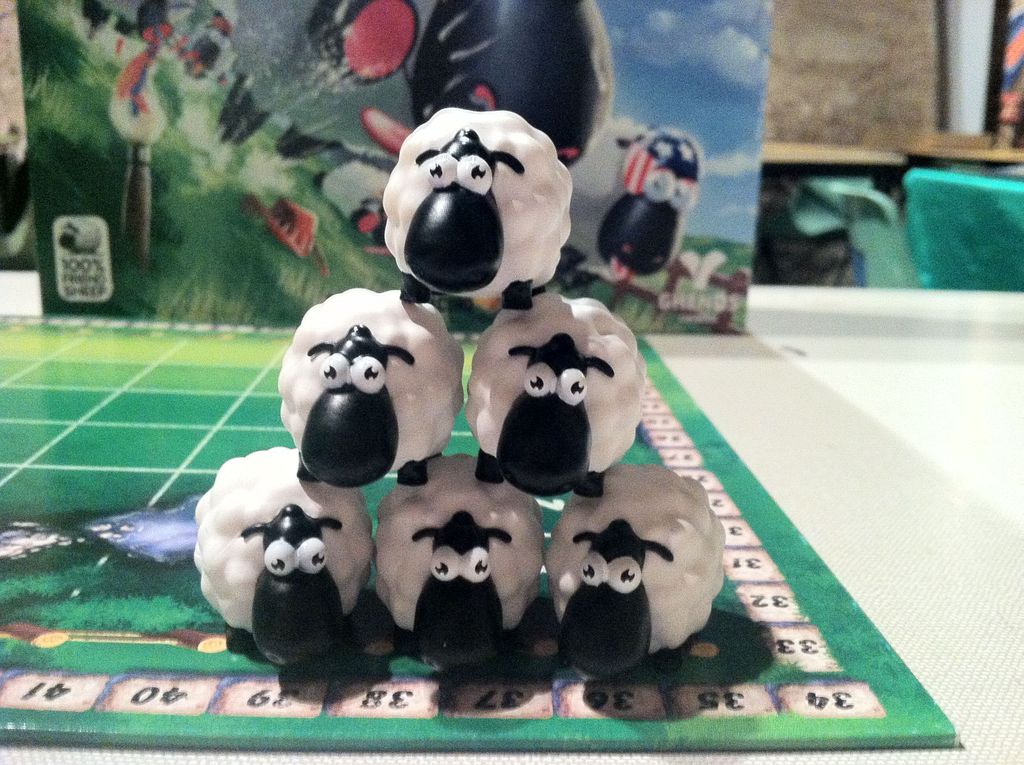 Illustration 4 de The Sheep: A Ghastly Game where Sheep are the Apex Predator