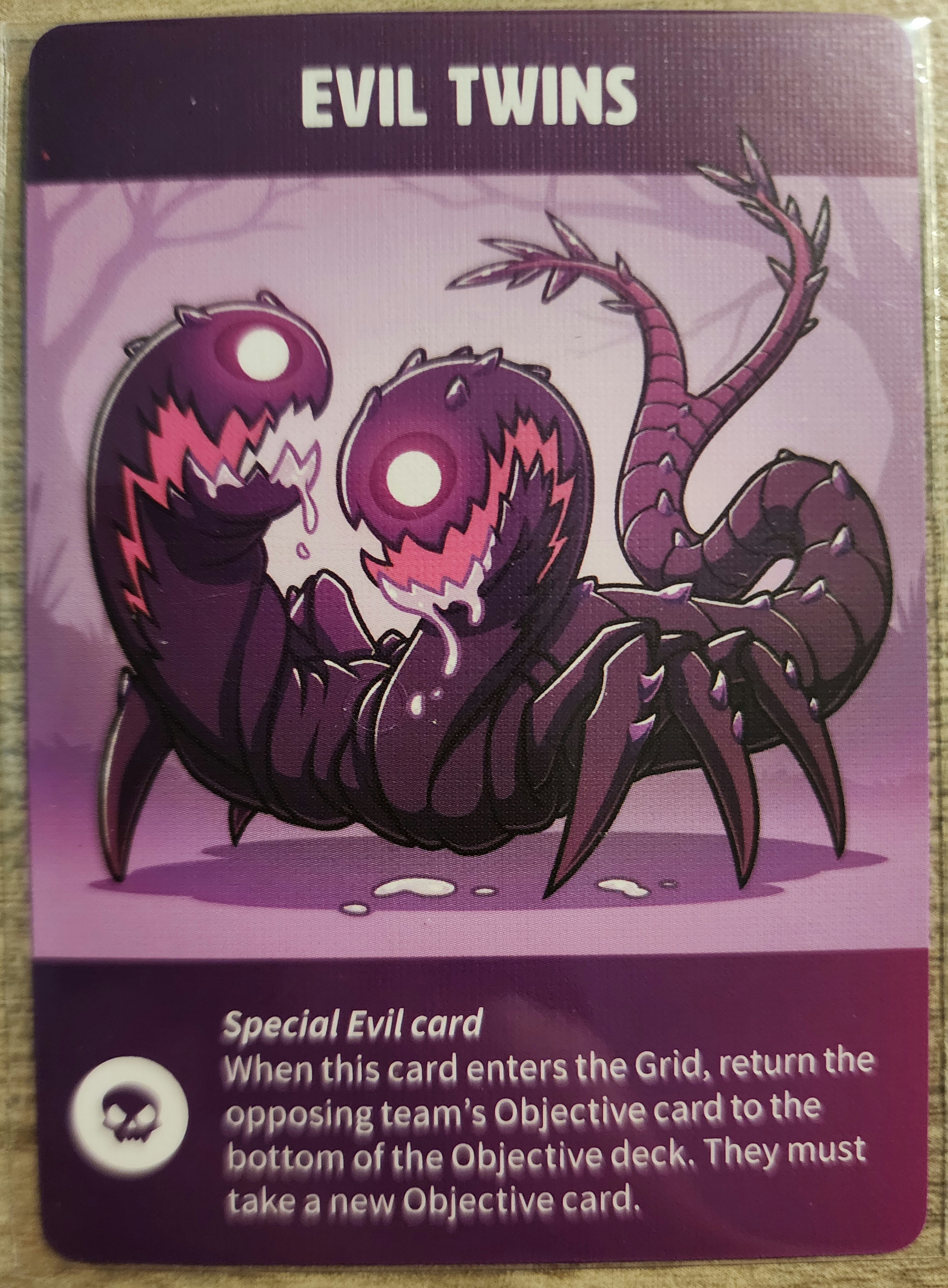 Tic Tac K.O.: Cute vs Evil – Evil Twins Promo Card