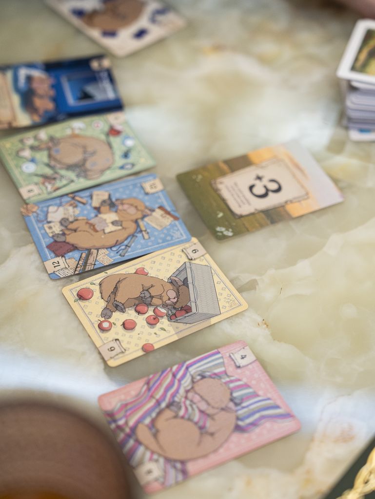 Illustration 5 de One More Page | A Cozy Card Game of Productivity & Pet Chaos