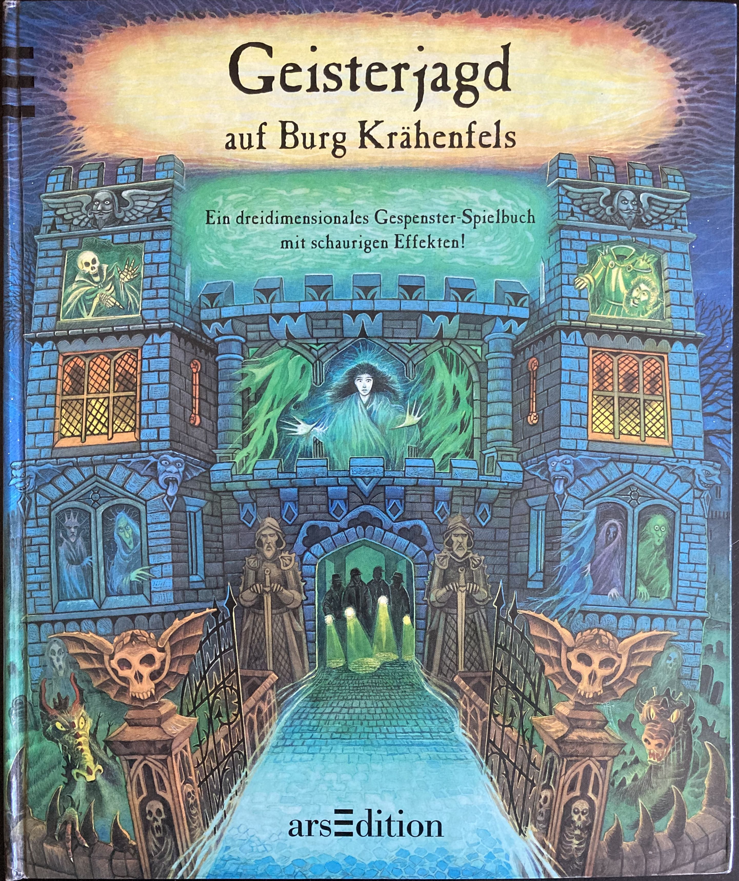 Ghost Hunters!: A 3-Dimensional Game Book