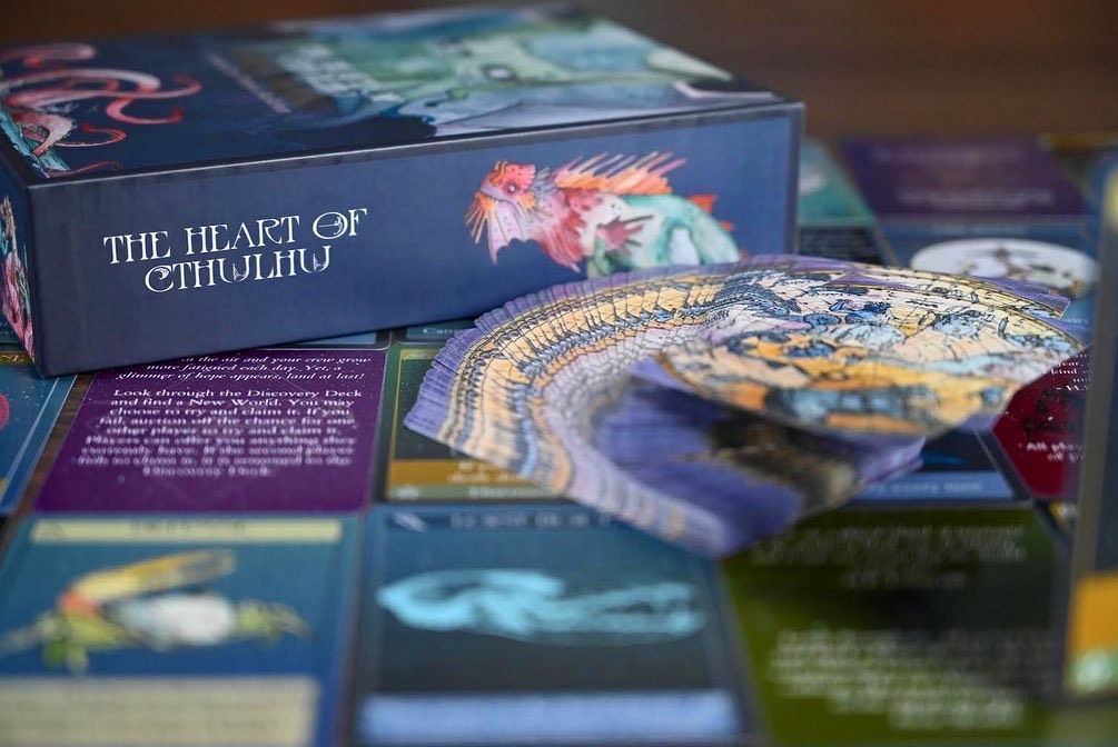 The Heart of Cthulhu: Father Dagon Mystery Deck