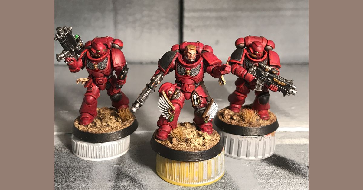 Miniature Machinations on Instagram: Blood Angels Space Marine Painting  Tutorial! For our next painting tutorial we decided to go with another  vibrant color scheme and this time we converted up an assault